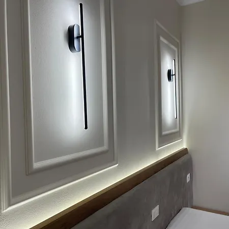 2br At Café Flora Skanderbeg Square Area Lejlighed Tirana