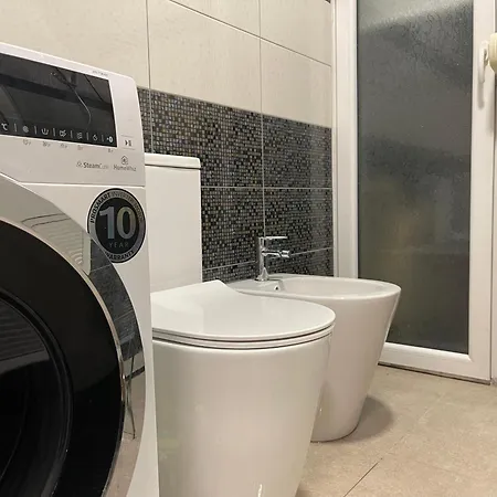 2br At Café Flora Skanderbeg Square Area Lejlighed Tirana