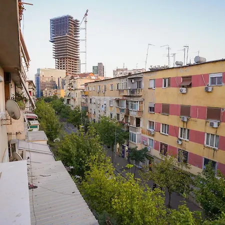 2br At Café Flora Skanderbeg Square Area Lejlighed Tirana
