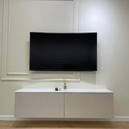 2br At Café Flora Skanderbeg Square Area * Tirana